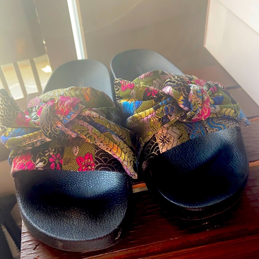 Steve Madden Slides